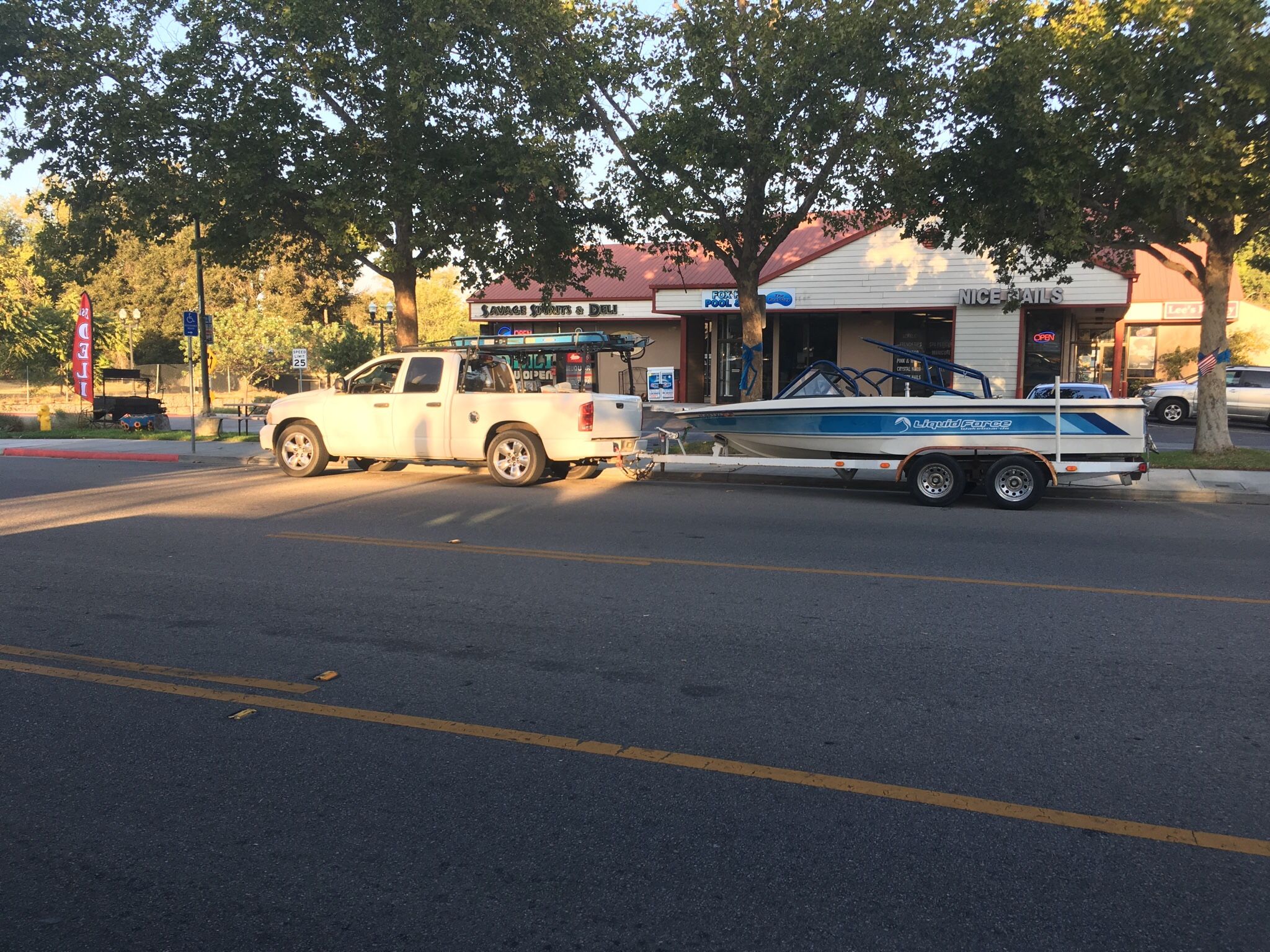 1988 Centurion Tru Trac Competition Ski Boat