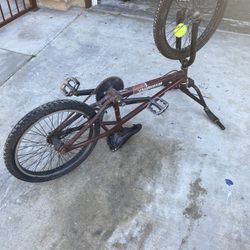 BMX BIKE
