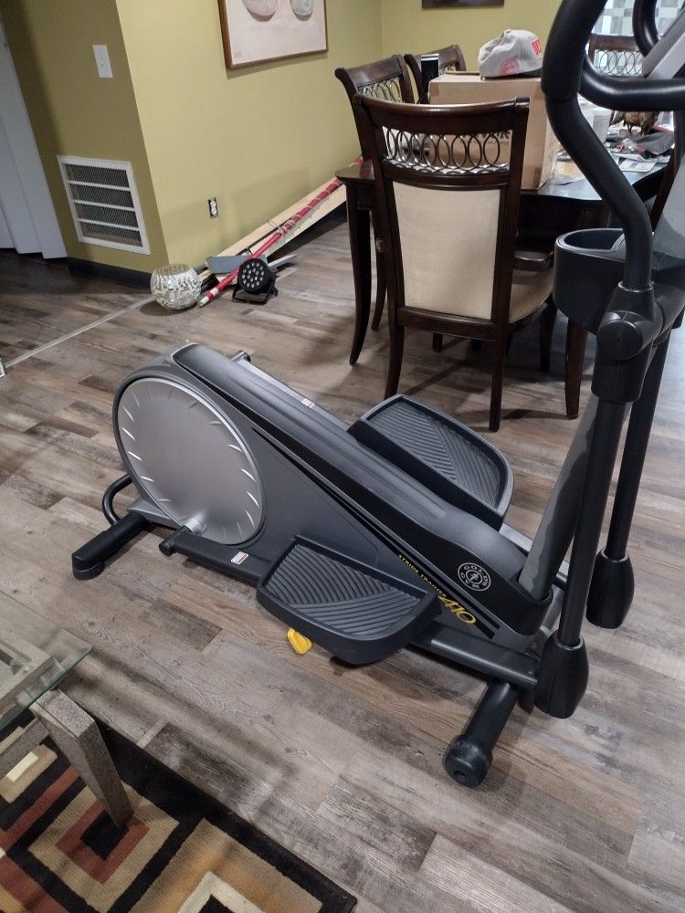 Gold’s Gym Stride Trainer 410 Elliptical