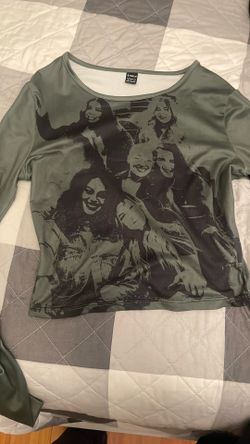 Women’s long sleeve