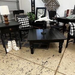 Ethan Allen Farmhouse Style Coffee Table