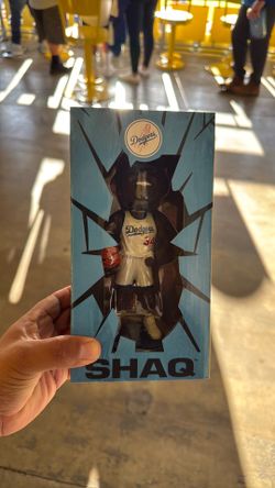 Dodgers Shaq Bobblehead