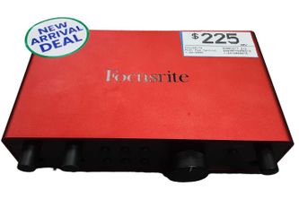 Focusrite Scarlett 212 Red Midi Pad Controller