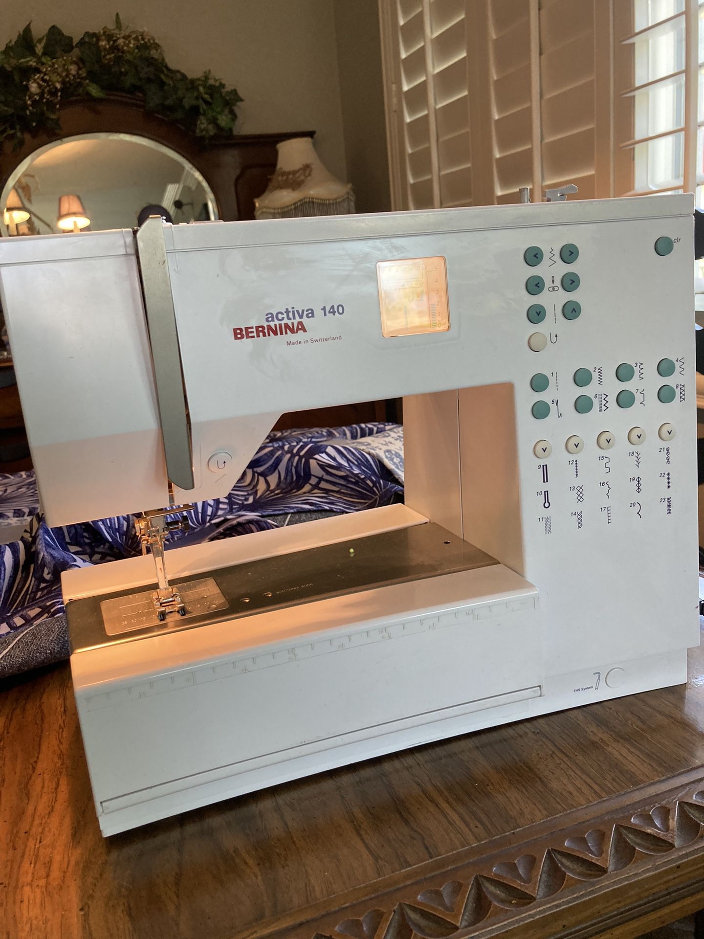 Bernina Activa 140 Sewing Machine