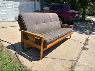 FREE - Futon