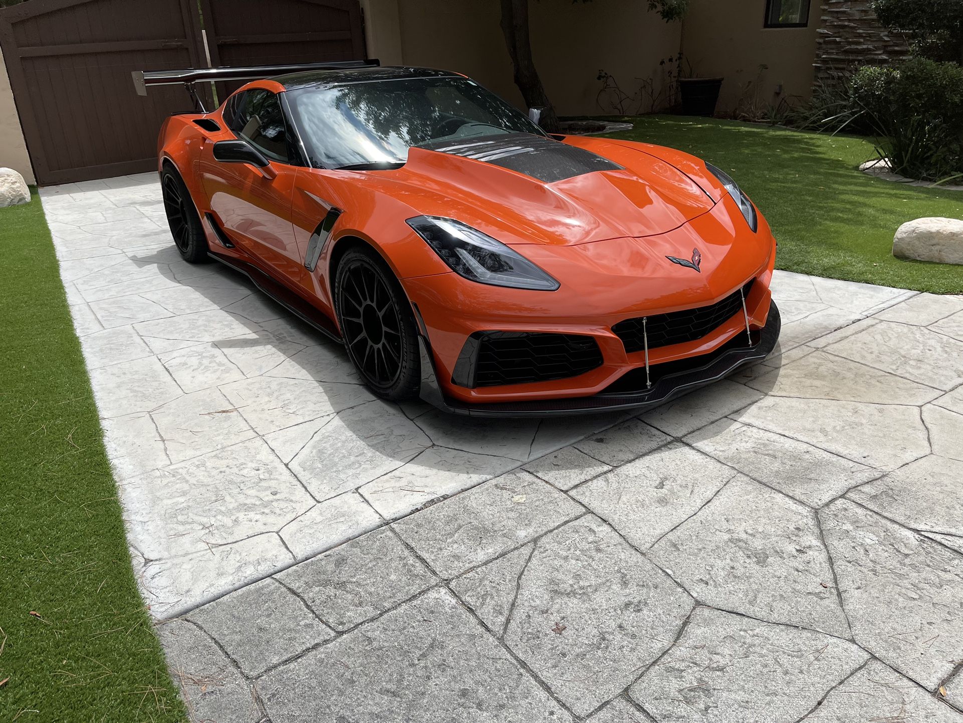 2016 ZO6 - 2019 ZR1 Clone