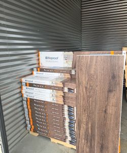 LIFEPROOF 22 MIL WATERPROOF LUXURY VINYL PLANK