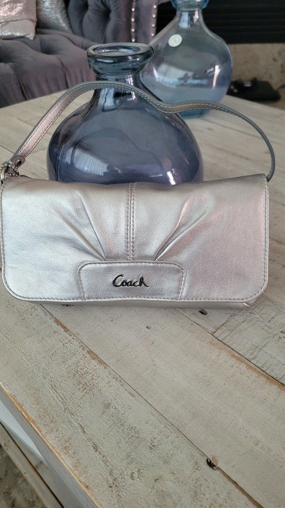 Coach, Silver, Soft Pleated Leather Small Wristlet Pouch Wallet.