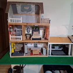 Refurbished Doll House 