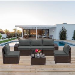Outdoor Sofá Set - 6 Pieces With Extra Blue Covers 