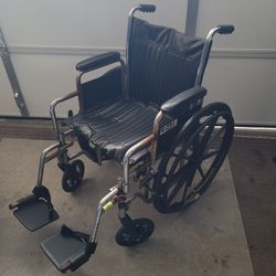 🔥 Drive Medical Wheelchair Folding Adjustable Hospital Transport Mobility Wheel Chair 👀
Condition: Good used condition with normal cosmetic wear.

O
