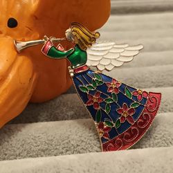 Christmas Angel Classic Unique Exquisite Enamel Brooch Pin Jewelry