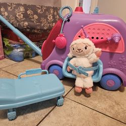 Doc. Mcstuffins Clinica Y Ambulancia