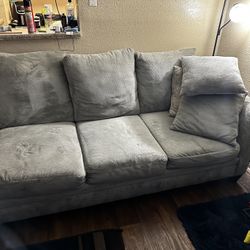 Like New Couch 