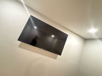 65” Samsung Smart TV, model UN65F6350