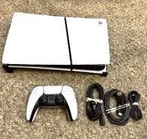 PlayStation Console w Controller