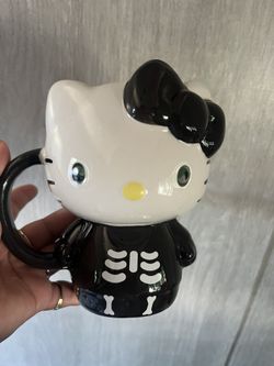 Hello Kitty Skelly mug