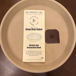 Pampered Chef Deep Dish Baker Stoneware w/ Nylon Pan Scraper