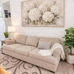 🛋️Pottery Barn Sofa – Delivery available 🚚