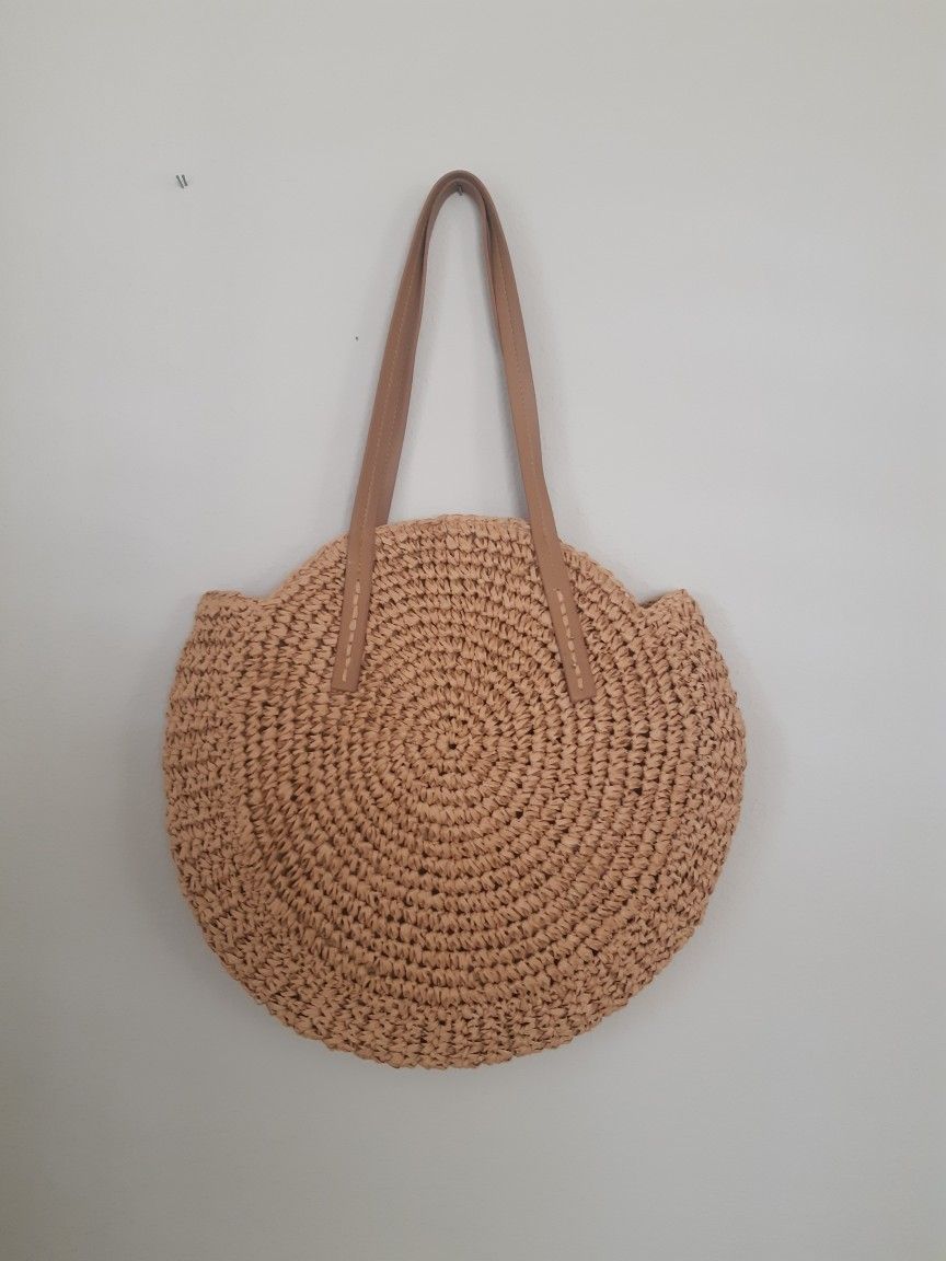  STRAW  BEACH PURSE In Great CONDITION 