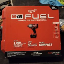 Brand New Milwaukee 1/2 In Impact Wrench 2 5.0 Battery And Charger 