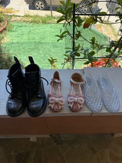 Girl shoes size 13