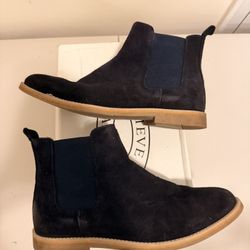 Steve Madden Ranch Chelsea Boot size 8 navy / purple