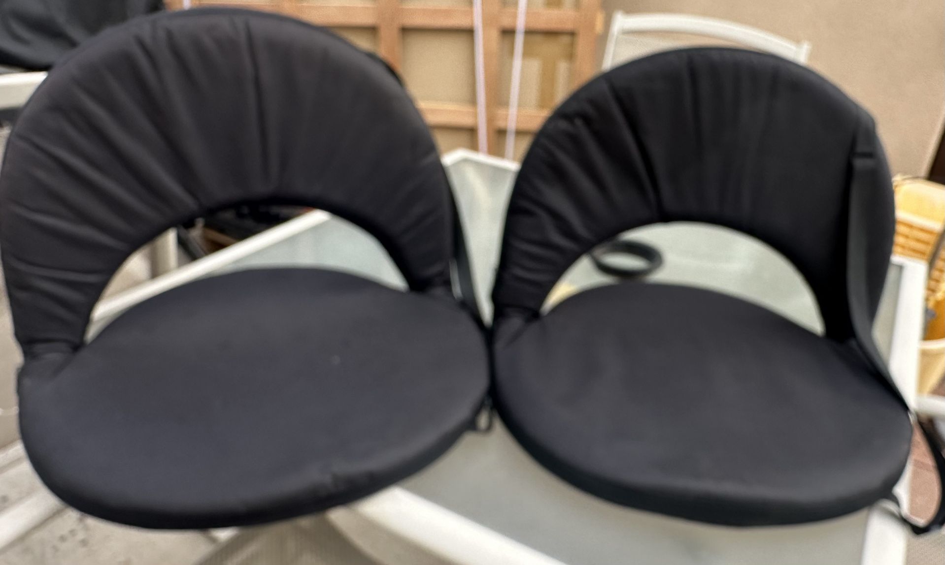 2 STADIUM Wide folding Cushioned Chairs