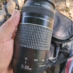 Canon 75-300mm Lens