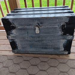 Vintage Trunk