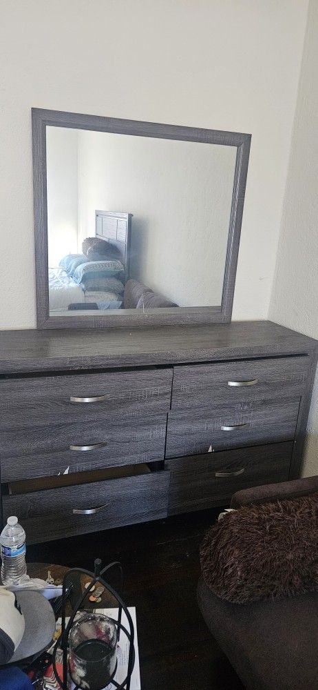 Bedroom Set