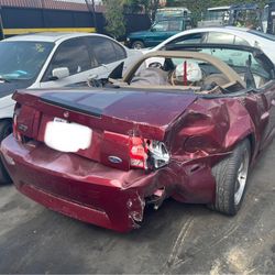 Mustang Full Part Out 