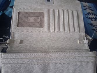 Steve Madden White Crossbody Wallet – Purse