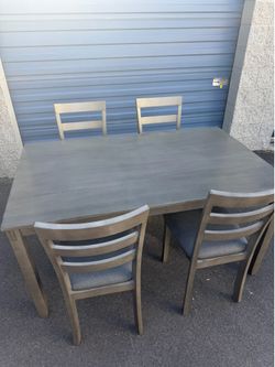 Table Set with 4 Chairs