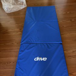 New Tri-Fold Fall Mat