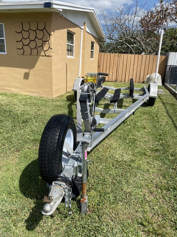 Aluminum 1820 foot boat trailer single axel with registration for Sale