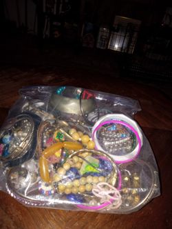 Bag Of Miscellaneous Fashion Bracelets