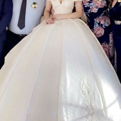 Wedding Dress 