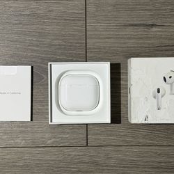 AirPods 4 with Active Noise Cancellation - OPEN BOX