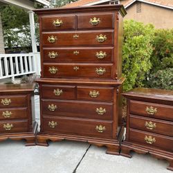Antique Lexington Mid Century Solid Wood Dresser Chest of Drawers Furniture Set USA