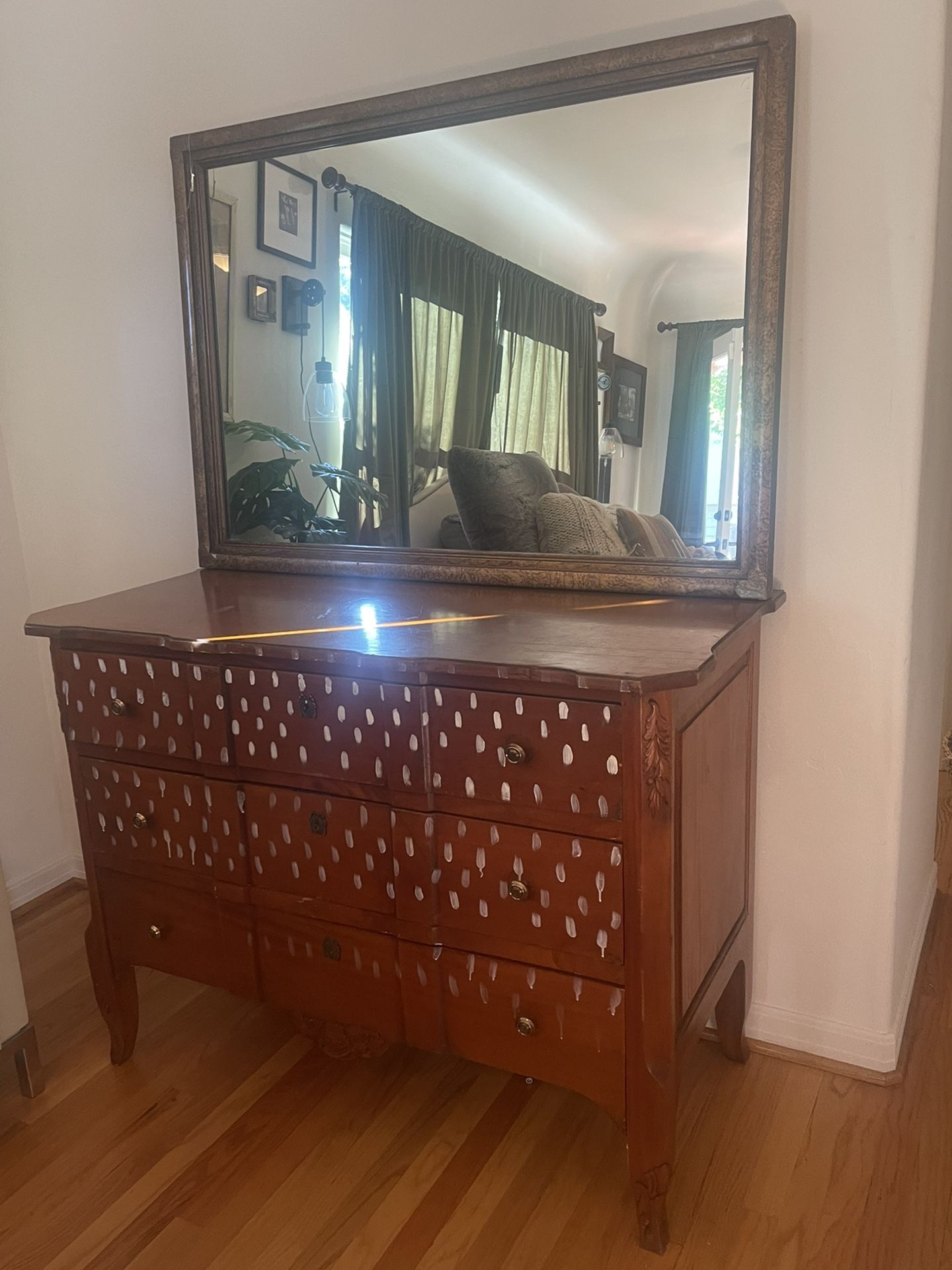 Antique 3 Drawer Dresser