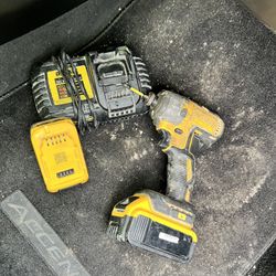 Dewalt