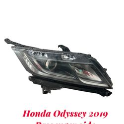 Honda Odyssey 2019 EX-L Passenger Side Headlight