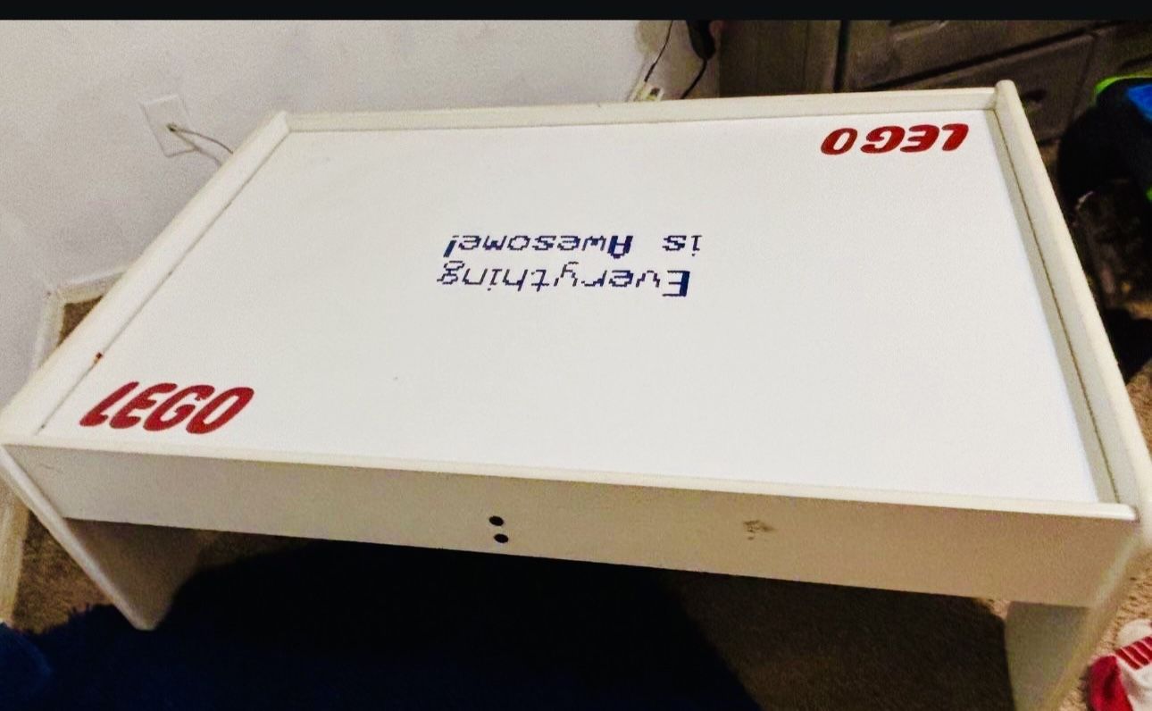 Lego Table