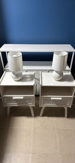 Bedroom Furniture Set