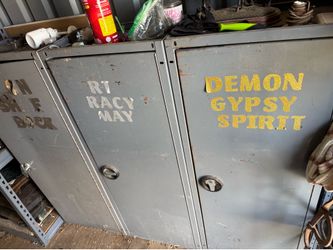 Locker cabinets