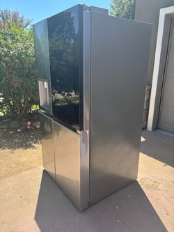 LG refrigerator