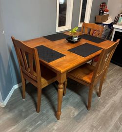 Dining room set $99