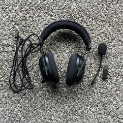 Razer Blackshark V2 Pro Wireless Gaming Headset + Mic, Charger, Dongle Included