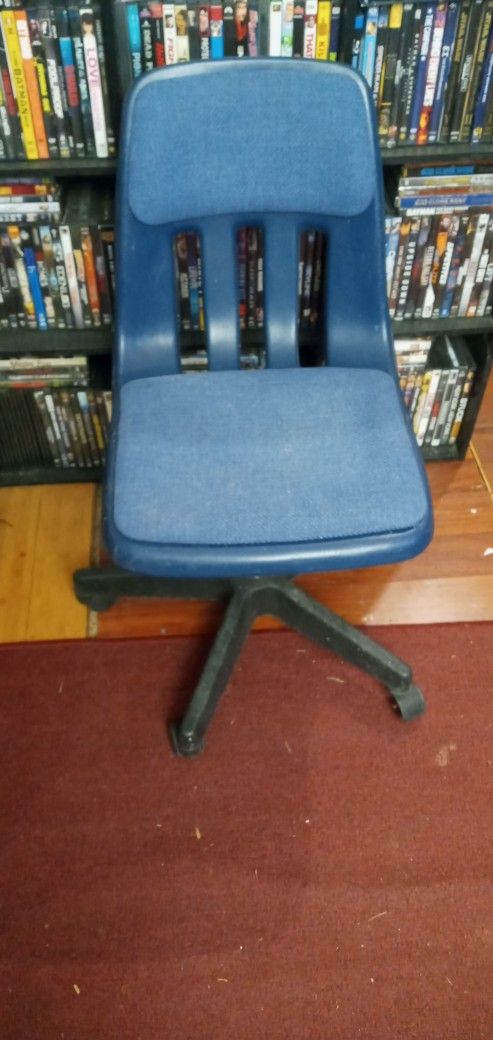 Classic Vintage School Or Office Chair MCM 1970s